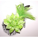 Fleur à cheveux vert clair