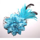 Fleur à cheveux et plumes turquoise