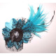 Fleur à cheveux et plumes turquoise