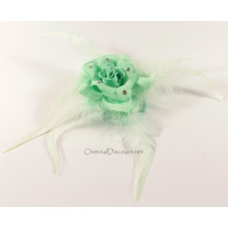 Fleur à cheveux avec plumes et strass vert clair