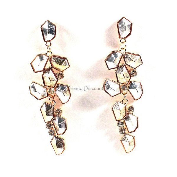 Boucles d'oreilles fantaisie longue grappe en relief et strass or