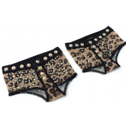 Nus pieds de danse modèle léopard et strass