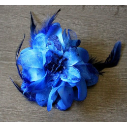 Double fleur à cheveux tulle et paillettes sur pince bleu roy