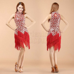 Robe latine à paillettes dorées et broderies rouge