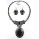 Collier antique plastron bohème oval