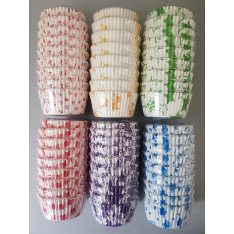 175 caissettes petits fours colorées