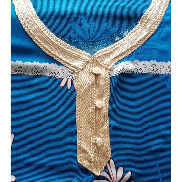 Djellaba femme imprimé printanier boutons nacrés