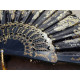 Petit éventail dentelle et motifs fleurs or noir