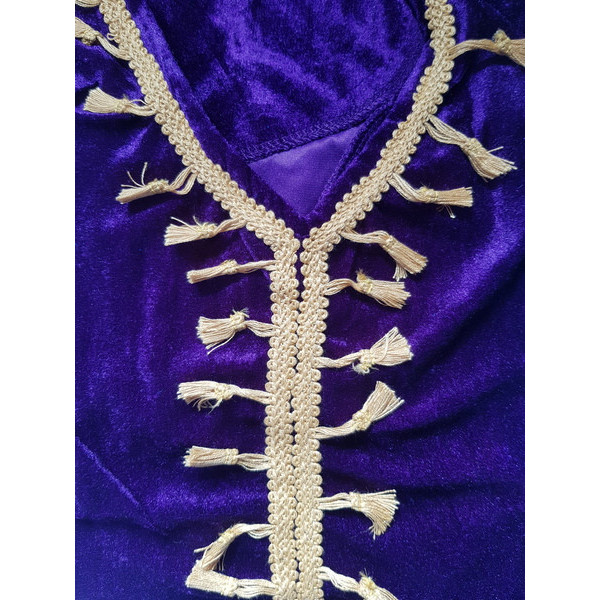 Djellaba femme chaude toucher velours pompons