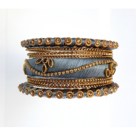 Ensemble de bracelets indiens fils de soie