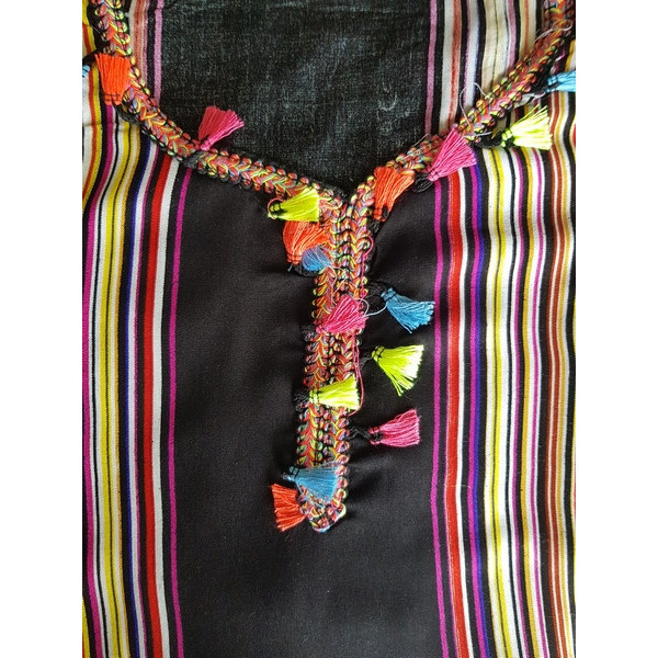 Robe d'été femme bohême à rayures et pompons