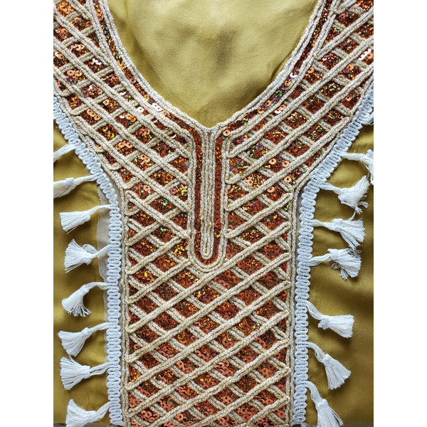 Robe longue chic bohême pompons