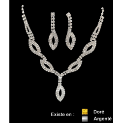 Collier bijoux strass et boucles d'oreilles