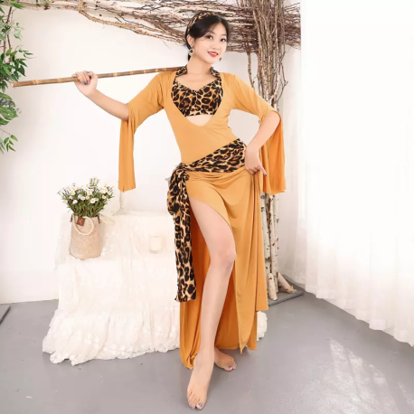 Robe baladi de danse orientale couleur moutarde
