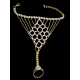 Bijou de main doré et strass