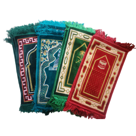 Tapis de prière enfant aspect velours 