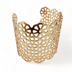 Bracelet métallique arabesque de dentelle doré
