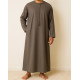 Qamis homme emirati marron de face 