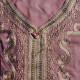 Djellaba / abaya maison rose clair encolure brodée