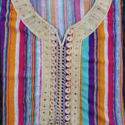 Djellaba maison femme violine ample et légère pour la maison