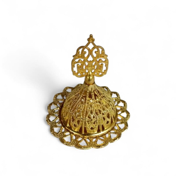 Mini encensoir doré ajouré 8,5x7 cm, couvercle sculpté style oriental