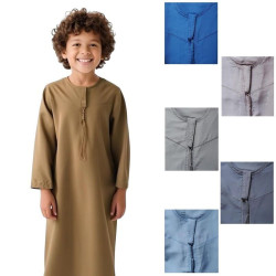 Qamis enfant Omani kaki à manches longues avec poches latérales et finition traditionnelle