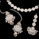 Ensemble complet bijoux indiens argentés 3 pièces avec perles blanches – Mariage & cérémonie