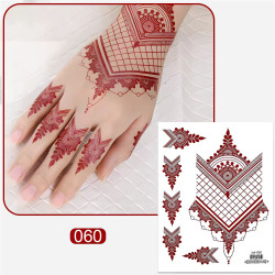 Tatouage temporaire henné motif géométrique graphique appliqué sur la main