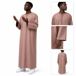 Qamis homme marron clair à col rond avec tarboucha décorative porté