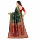 Sari indien vert et rouge à motifs dorés – vue du grand pan décoré