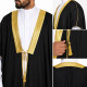 Détails du bisht saoudien noir et doré avec bordures et finitions dorée