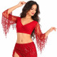 Détail des manches en voile résille et franges du costume de danse orientale rouge