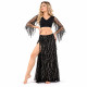 Costume oriental noir avec manches transparentes en résille à franges et jupe à sequins