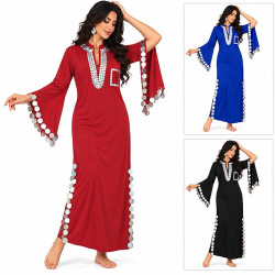 Robe de danse orientale à sequins argentés en rouge, bleu et noir