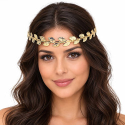 Couronne feuille de laurier métal doré portée par une femme
