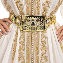 Ceinture orientale plaqué or Napoleon portée sur caftan