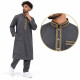 Ensemble qamis pakistanais gris foncé et sarouel assorti, col brodé doré et détail de la poche poitrine