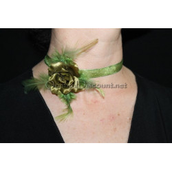 Collier ras de cou fleur vert