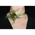 Collier ras de cou fleur vert