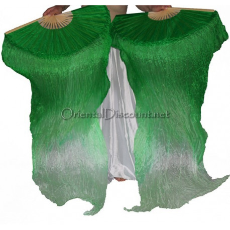 Paire d'Eventails en soie ourlés vert et blanc