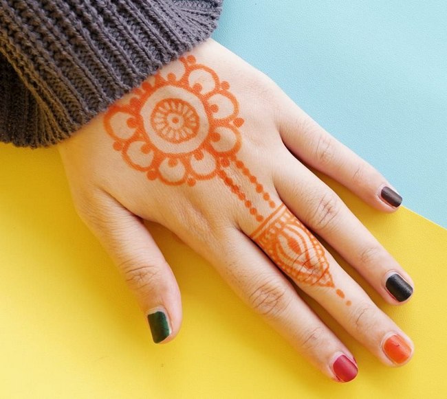 utiliser queen henna nail sur la peau